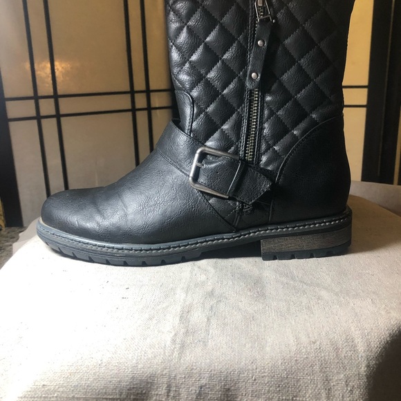 American Eagle boots - Picture 7 of 8